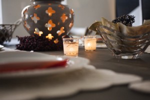 thanksgiving dinner table